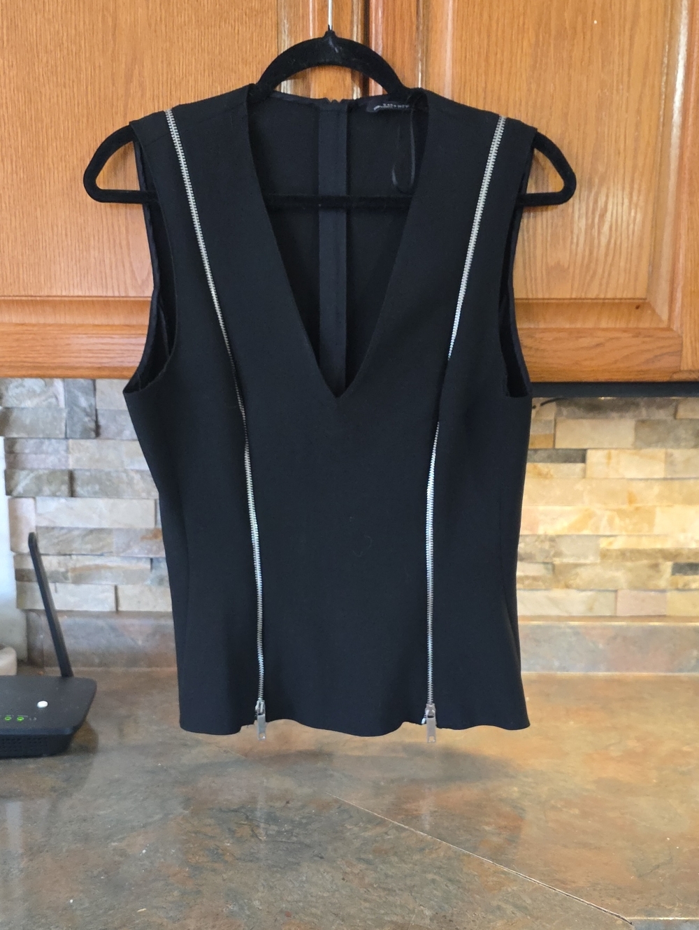 Zara Black Sleeveless V-Neck Tank with Silver Zipper Accents